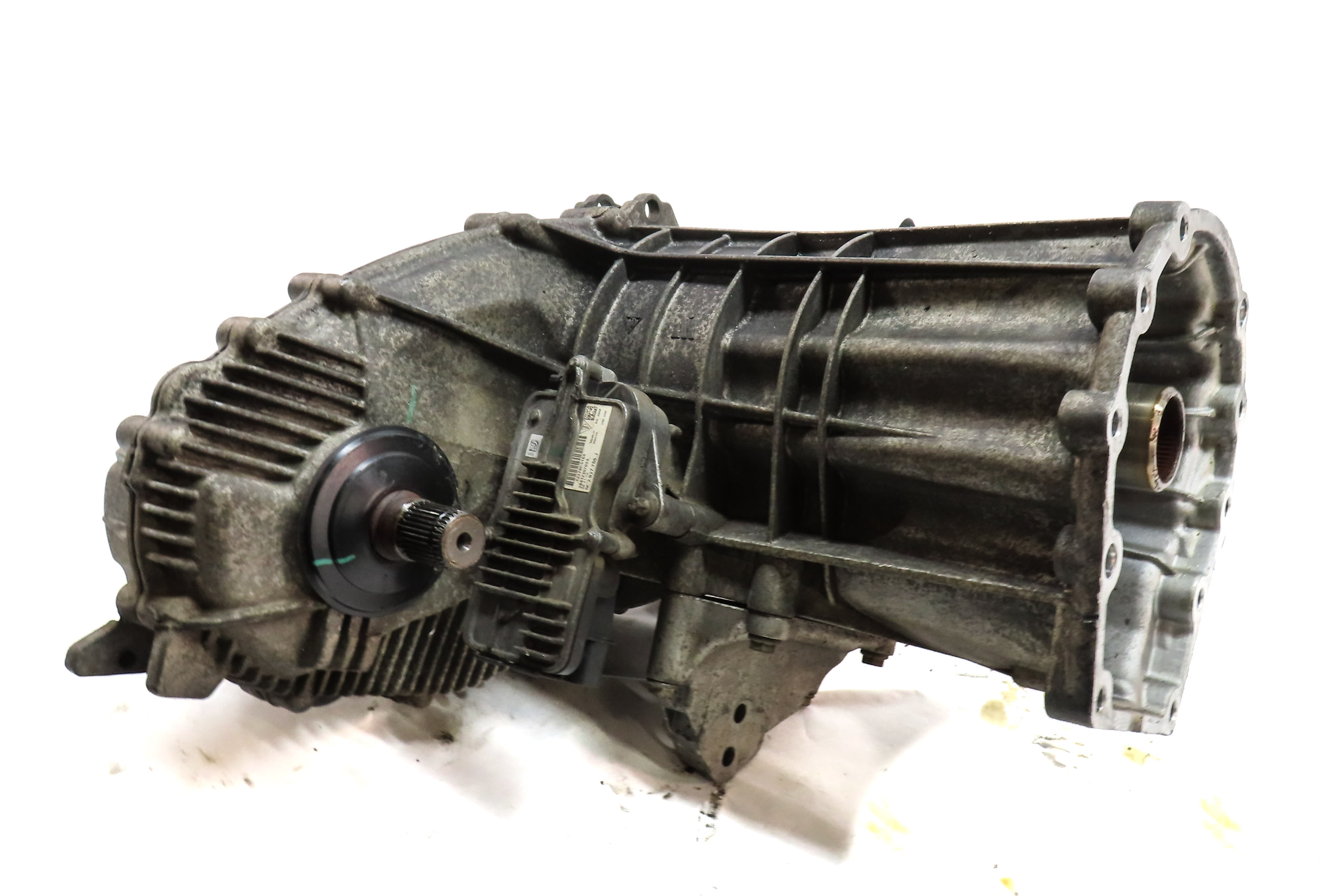 2013 PORSCHE CAYENNE (958) 3.6L (M55) TRANSFER CASE ASSEMBLY w/ SHIFT MOTOR — exact item pictured